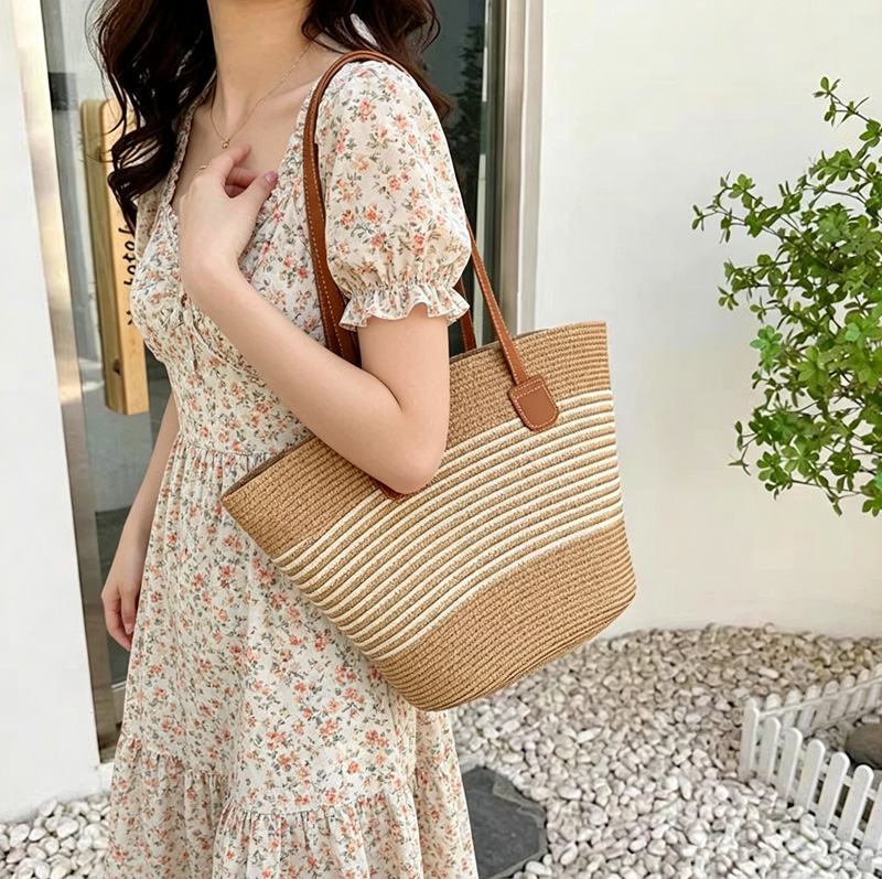 CLAREGQI レディース ストライプストロートートバッグ - Women Bags Leather のレビューと価格