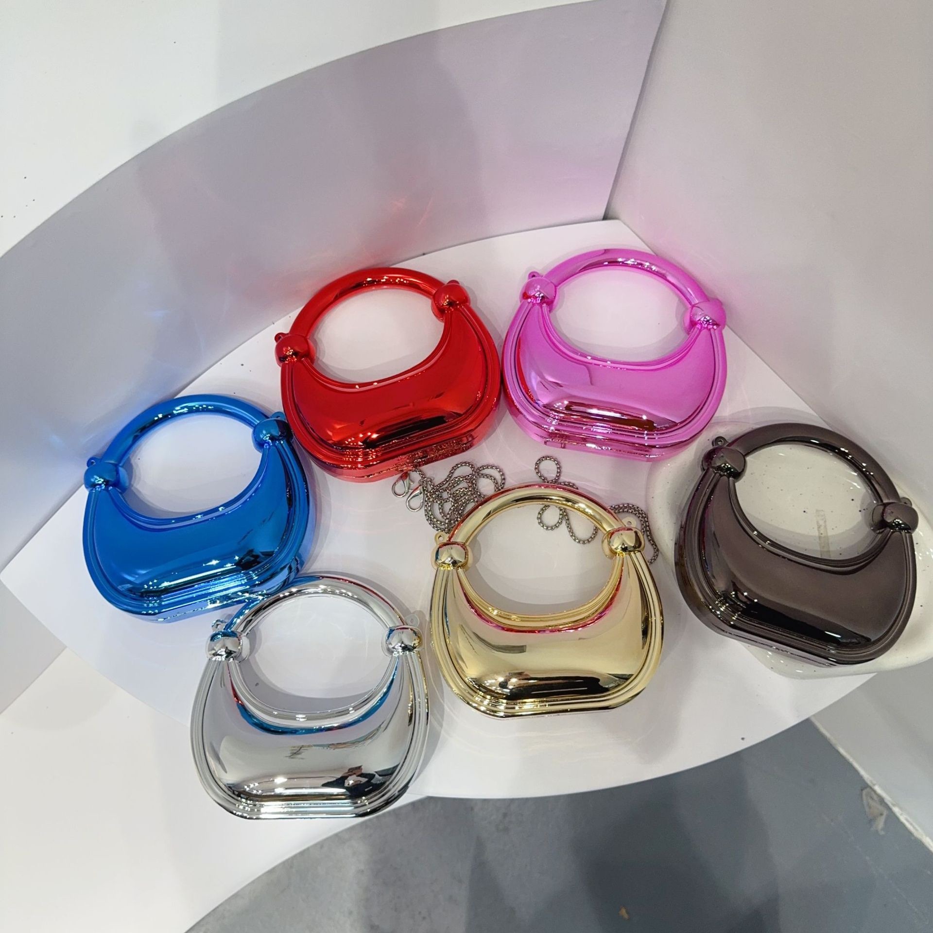 ミニゴールデンイブニングバッグ財布とハンドバッグ高級デザイナ - Women Bags Golden のレビューと価格